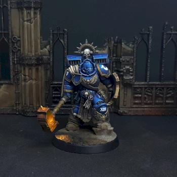 Ultramarines Smash captain by Pelik