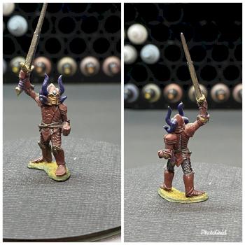 Red Dragon armor knight with 2H sword by Blackheart651