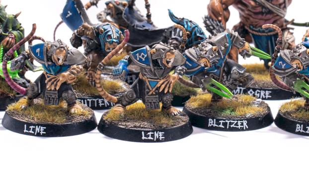 Blood Bowl Skaven Team by Poepoe