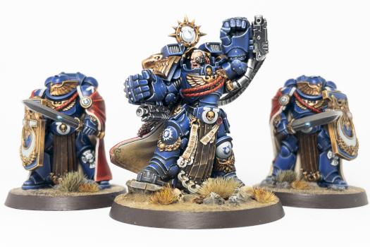 Marneus Calgar and Victrix Honour Guards by lorenzolsp