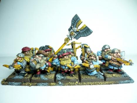 Dwarf Crossbowmen by Cnalle