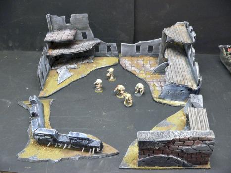 Item picture 	 War Torn Ruins 3 lvl building City Fight by Foofighterubu