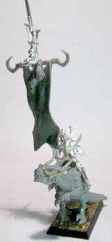 Dark Elve Hydrabanner conversion by masteroz
