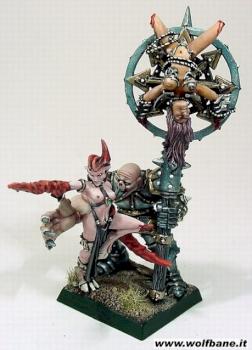 Slaanesh standar bearer by Wolfbane