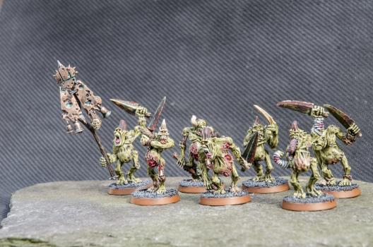 Plaguebearers of Nurgle (old style) by Macheye