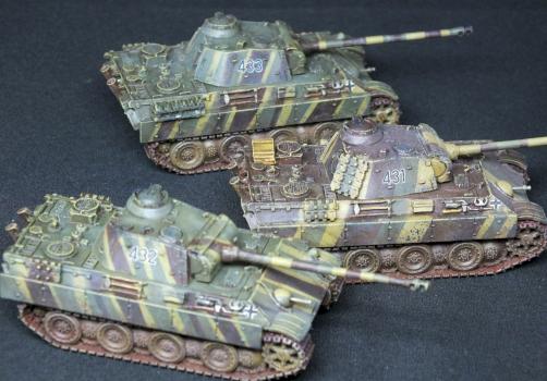 Flames of War Panther G squad in late-war striped camo pattern by mminghella71