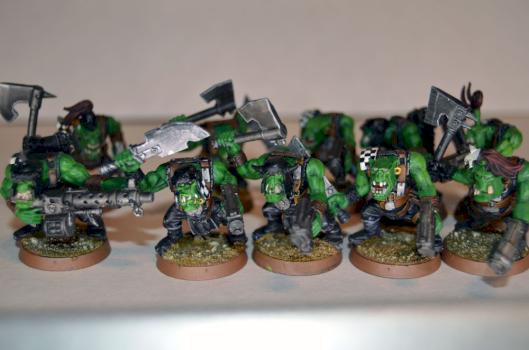 Assault on black reach ork Boyz by Puldominiatures