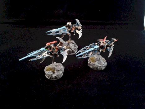 Dark Eldar Reavers by Crissis