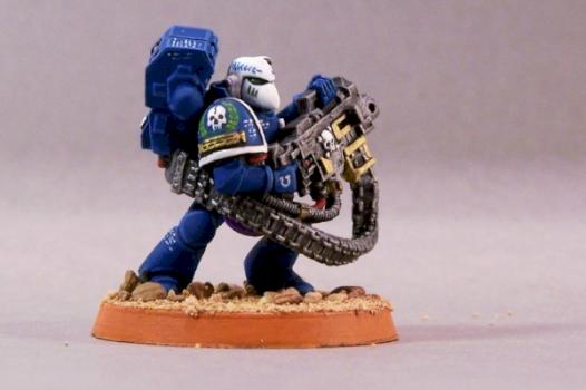ultramarine with heavy bolter by Dave4tin
