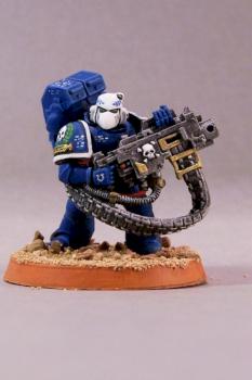 ultramarine with heavy bolter by Dave4tin