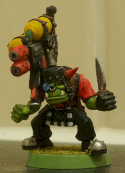 Ork 'Eavy Weaponz Boy #1 by gork