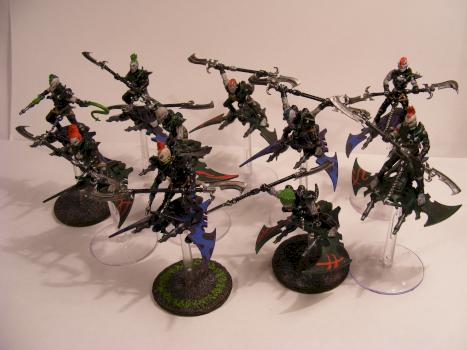 Dark Eldar Hellions by Marius Gweth