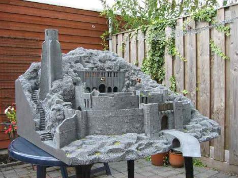 Scratchbuilt Helm's Deep by Nagramoth