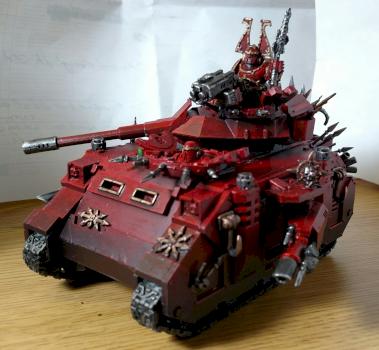 Perry World Eaters Pred Tank by TheReddestButcher