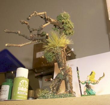Ramón, the wood elf Treeman by Nuevededos