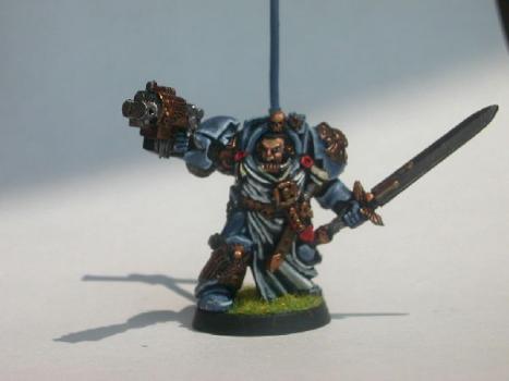 Space Marine Leader by DragonMRU