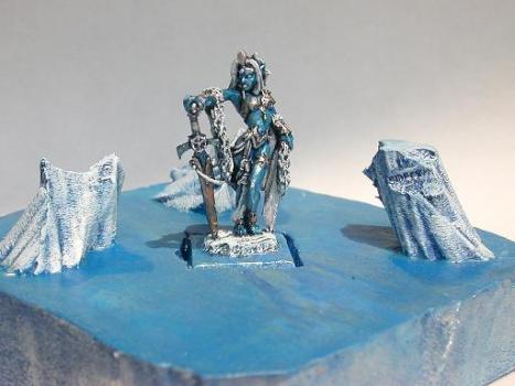 Ice Queen by DragonMRU