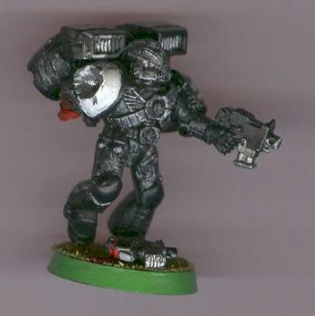 space marine with damage armour by Arhangel