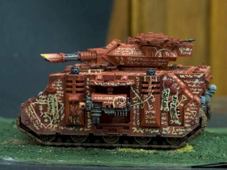 Word Bearers Predator by Blaufeld66