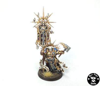 Stormcast Eternals Lord Relictor by Mens Paints Studio
