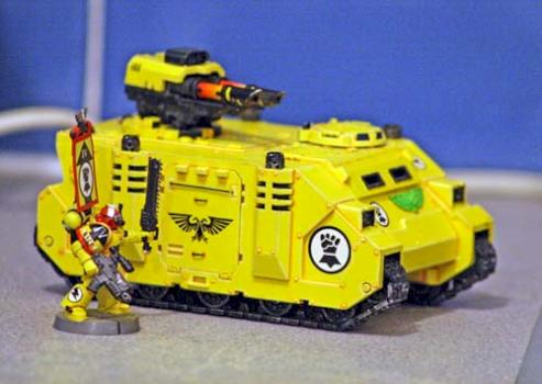 Imperial Fists Razorback by Starscream