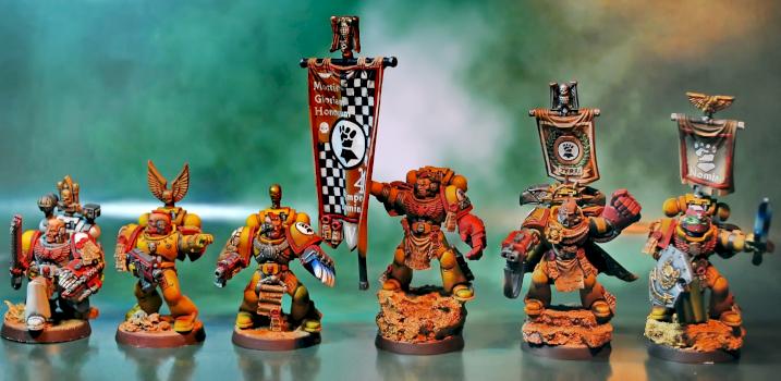 Imperial Fists Command Squad by miniaturesshop