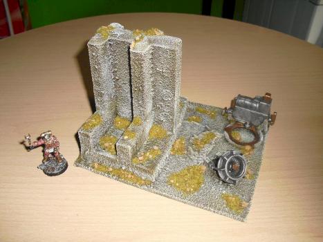 Gelände Ruine by voluptanesh