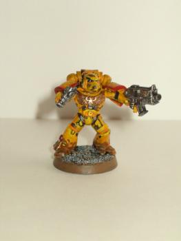 Space marine Imperial Fists converti by playmocouenno