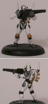 Syntha Androsynth w. pulse rifle by Hippie Killer