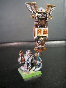 Grande bannière naine / Dwarf Standard Bearer by bambi
