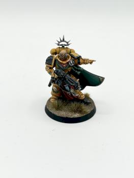 Primaris Captain Imperial fists space marines WARHAMMER 40k by juanlurockerman