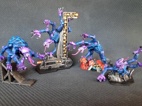 Genestealers by Macheye