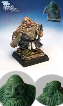 DWARF ARCHER ( heavily converted by myself and painted by manumilitari ) by TyronMagda