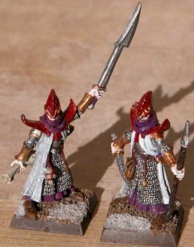 Dark Elf Bolt Thrower Crew by aesanar