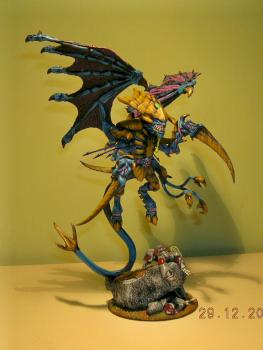 hive tyrant by tyrtaurus