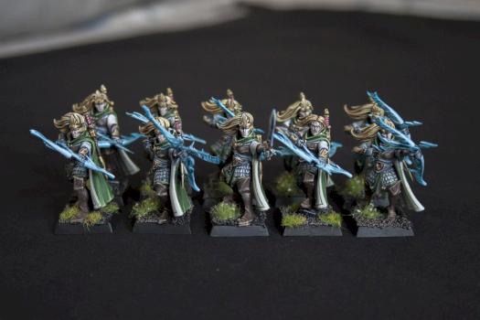 Sisters of Avelorn by Comitiva Carmina