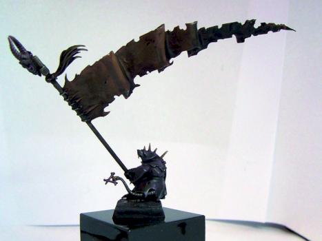Skaven standard bearer by Mime