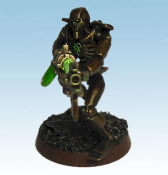 Necron warior firing by Brother Captain
