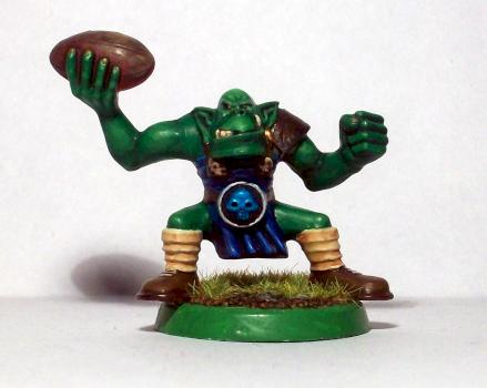 Blood Bowl Orc Team - Thrower by sambu
