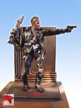 T-800 by DragonsLand