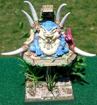 Slann Mage Priest front by Luckyjoes