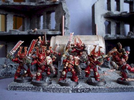 bersek of khorne ( dédié au grand tout rouge ) by elfgidrungal