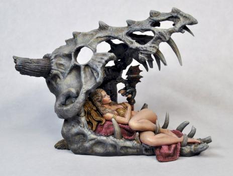 Mother Of Dragons 1/24th scale - TAGO Collectibles by TAGO Collectibles