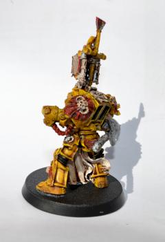 imperial fist librarian (unfinished) by Scarak