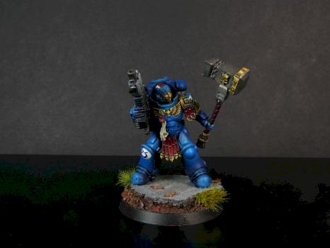 Ultramarines custom Primaris Lieutenant in Gravis Armour by George1