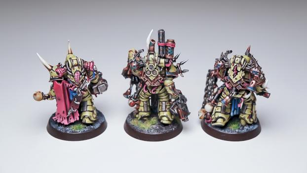 Plague Marines by blacksparrow