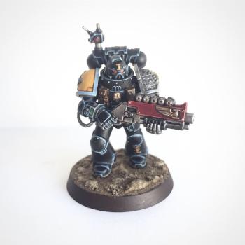 Deathwatch Veteran with Deathwatch Shotgun by lorenzolsp