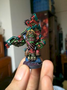 Ork nob with flash gitz pirate hat by slannn