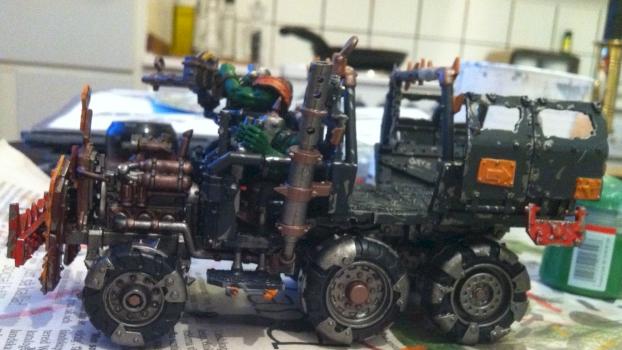 Ork Trukk side by Modulus