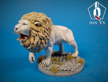 White Lion by LukaszCyranski